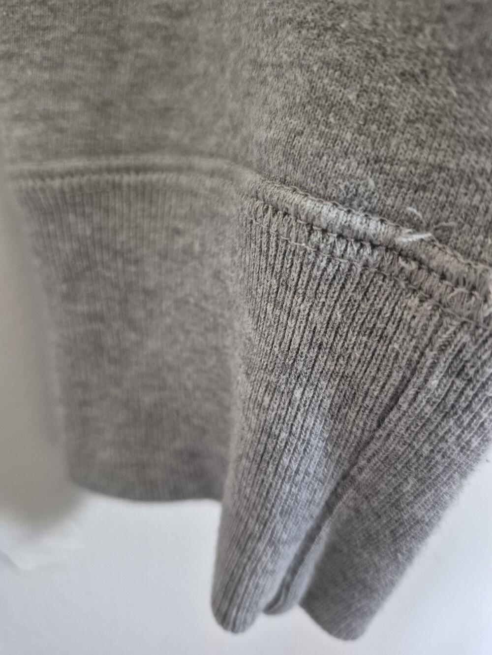 Holt Renfrew 175 Anniversary Edition Girls Cotton Sweatshirt Large - Picture 8 of 10